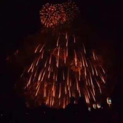 The Japanese -Yonshakudama- Fireworks.