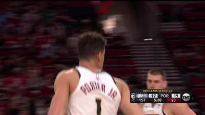 [Highlight] MPJ hists another 3 to get his 17th point int he 1st, he is 6/6 with 5/5 from 3