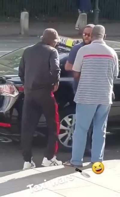 Looking for a Taxi ?