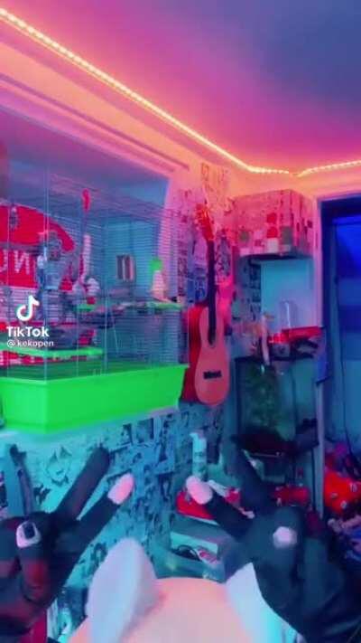 MY BEST FRIEND JUST SENT ME THIS WHAT