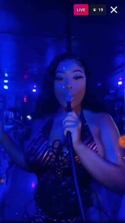 @cassyyyy____ its the night