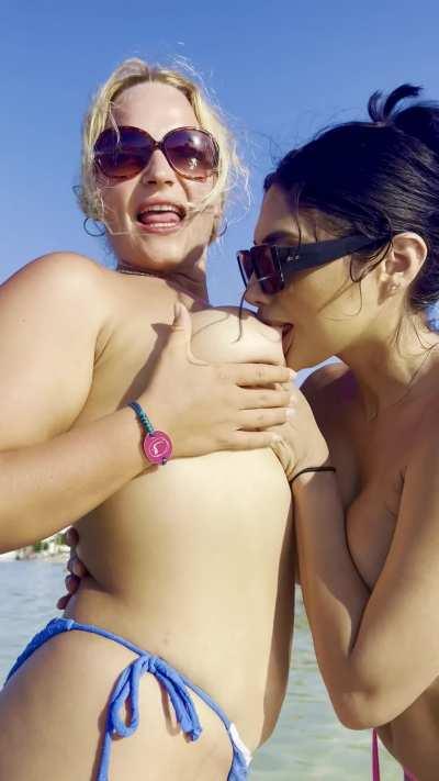 Love how she sucks my tits