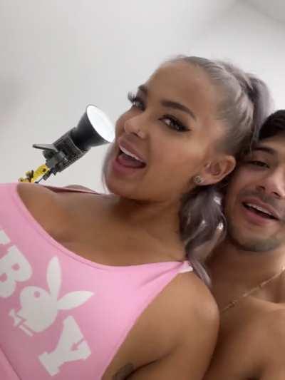 Feeling That Ass Before The Scene