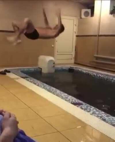 WCGW At a pool?