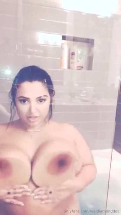 Bathtub