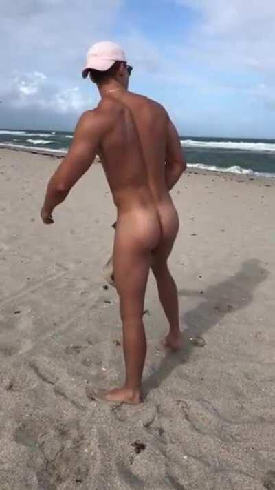 Beach showoff