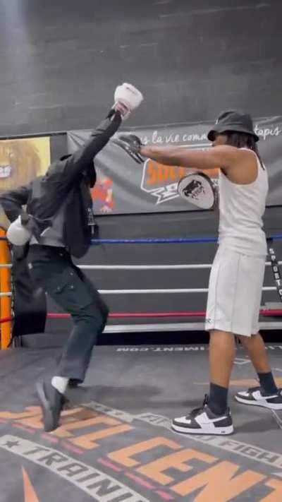 Hee Hee! martial art