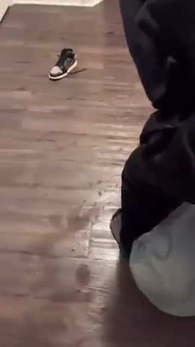 Girls fight - 2 rounds 