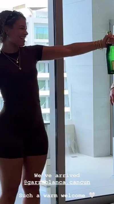 It's party time for Lexie!