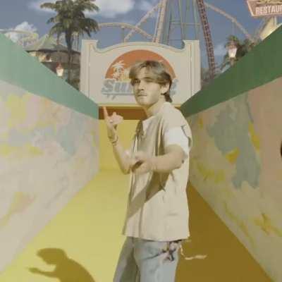 BTS but it’s just all Felix.