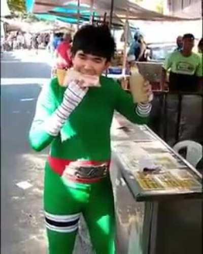 Pastel e caldo de cana 😋