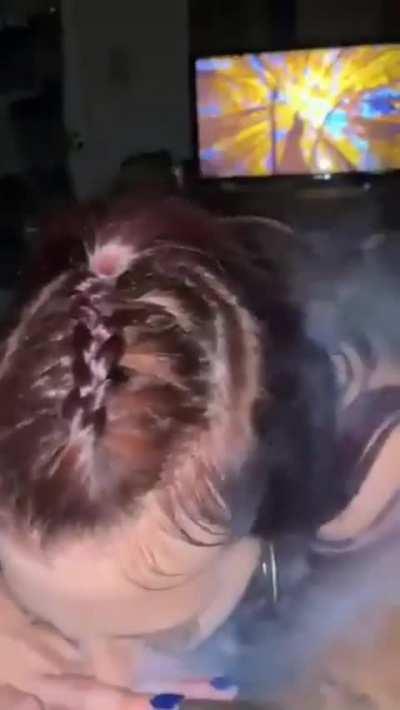 Sucking her dealer for a joint behind her boyfriend's back