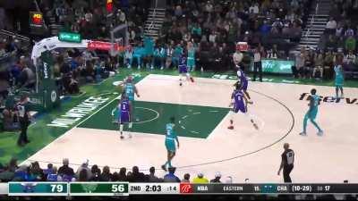 [Highlight] The Hornets have scored a franchise-record 84 points in the first half