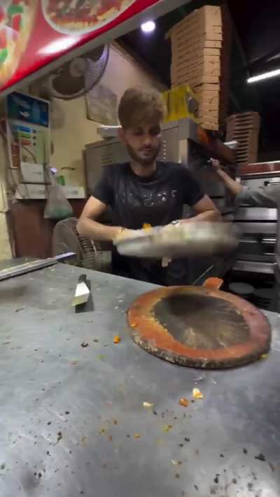 Literally Pizza, Italy 😍 Pizza, India 🤮