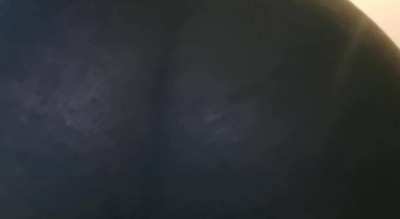 Who wants this bubbly fart straight into your mouth raise your hands?