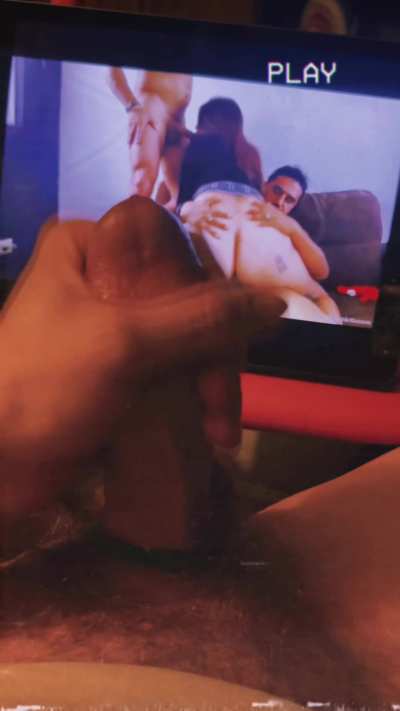 Wild cam sessions with discord buds beat my wife’s pussy any day of the week