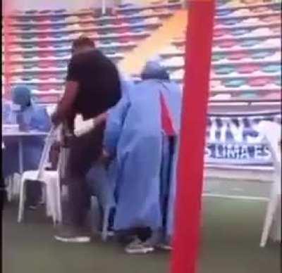 принудительная вакцинация