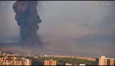 Giant explosion in Khmelnitsky, Ukraine today