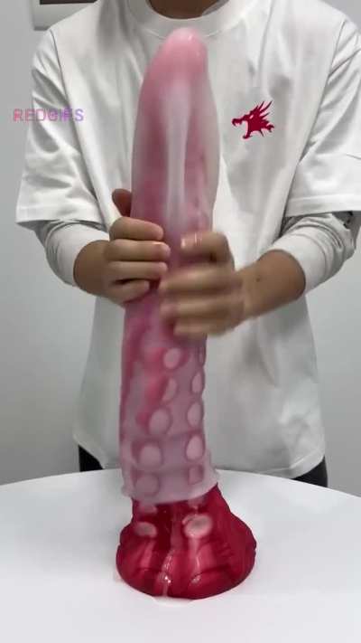 The fisting glove can help you enter your partner's body smoothly.