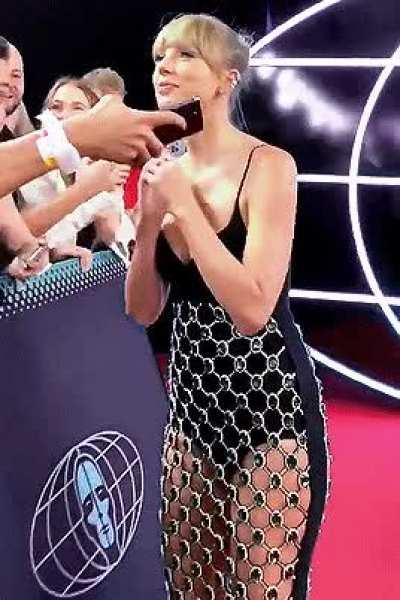 The way she tries to hide those tits