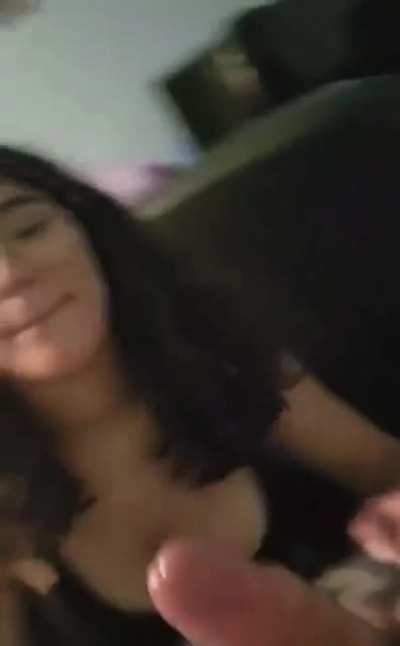 Indian girl sucking rich bf dick