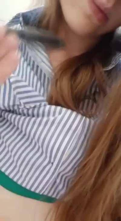 22 [F4M]Sending a twerk vid to whoever upvotes just because i’m horny 😘add me Snapchat: Linda_zolo