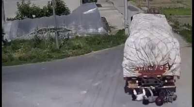 Never stop right behind a large truck