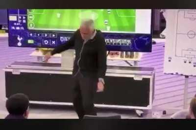 Whatever it is Jose was saying at half time team talk , I believe Harry Kane and H.Son understand far better