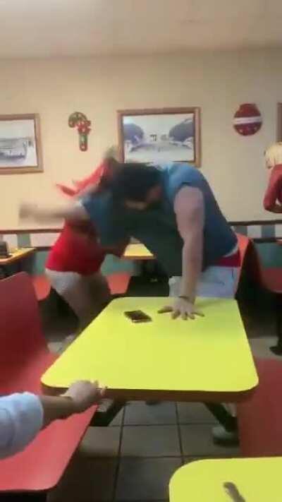 Two transwomen beat down a guy in a dinner.