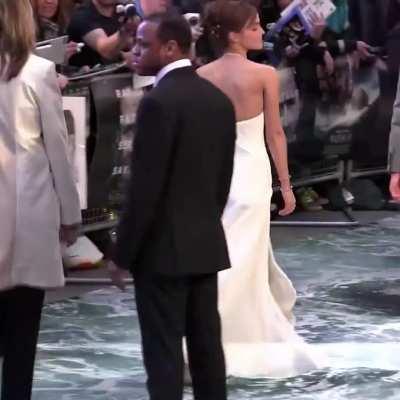 Emma Watson must know how much cum was shot for her in this dress