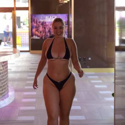 WHOOTY Walk