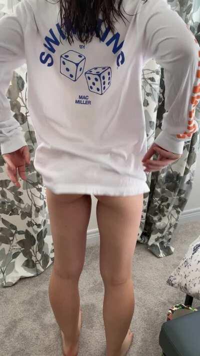 First video of my body :) hope you like it!! rip mac miller😇