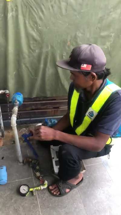 Water Meter Dispute in Taman Pulau Gadong Sparks Police Report