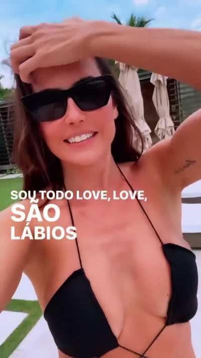Deborah Secco