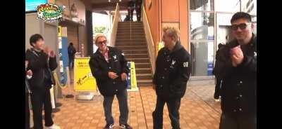 OMG is real! Yagami is teaching students the fortnite dance.