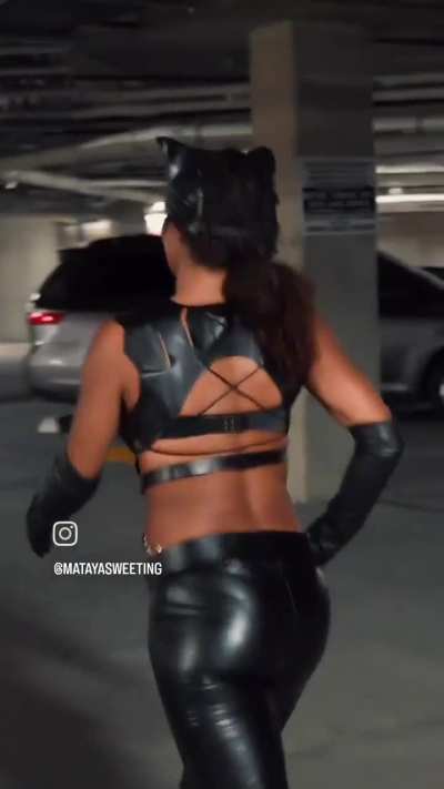 Mataya Sweeting Catwoman Cosplay