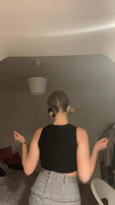 Who wants me as a stepsis?