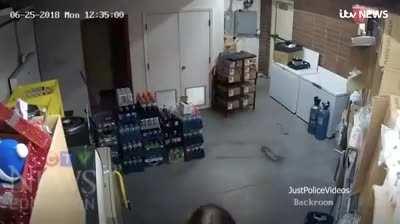 How NOT to escape from police