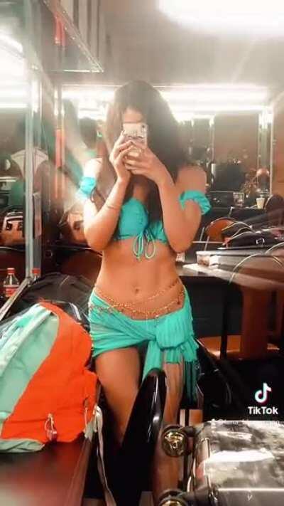 Lana (@lana_blue_moon)