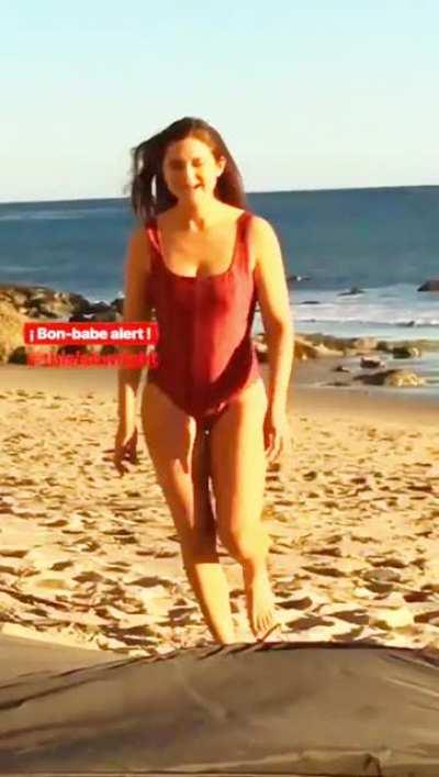 Bonnie Wright Instagram Instastory 🏖