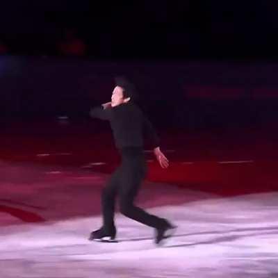 Nathan Chen backflip at the Gala (Beijing 2022 Olympics)