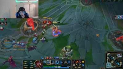 My yasuo after getting fed in lane