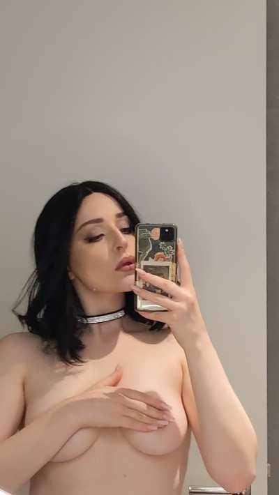 are any dwarves left alive here?