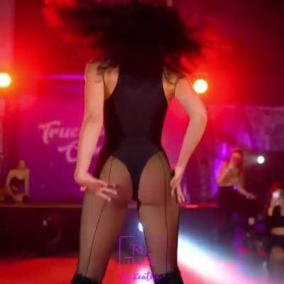 Boyko Olya. I don't even know what to classify her dancing