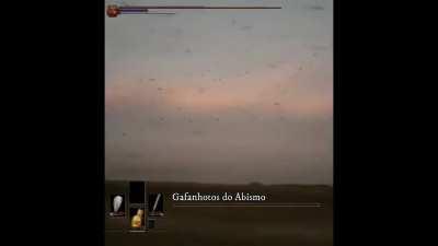 A nuvem de gafanhotos monkaW