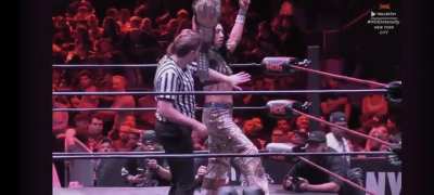 Indi Hartwell posing over PK