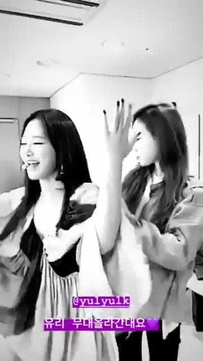 Taeyeon & Yuri