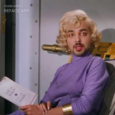 Muta as Marilyn Monroe