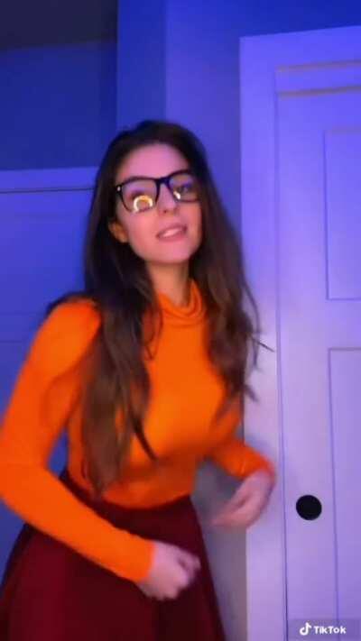 Taya Miller as Black Widow, Padmé, Leia, Harley Quinn, Velma and Scarlet Witch