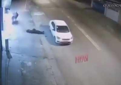 Carjacking victim doesn’t hesitate to shoot down robber